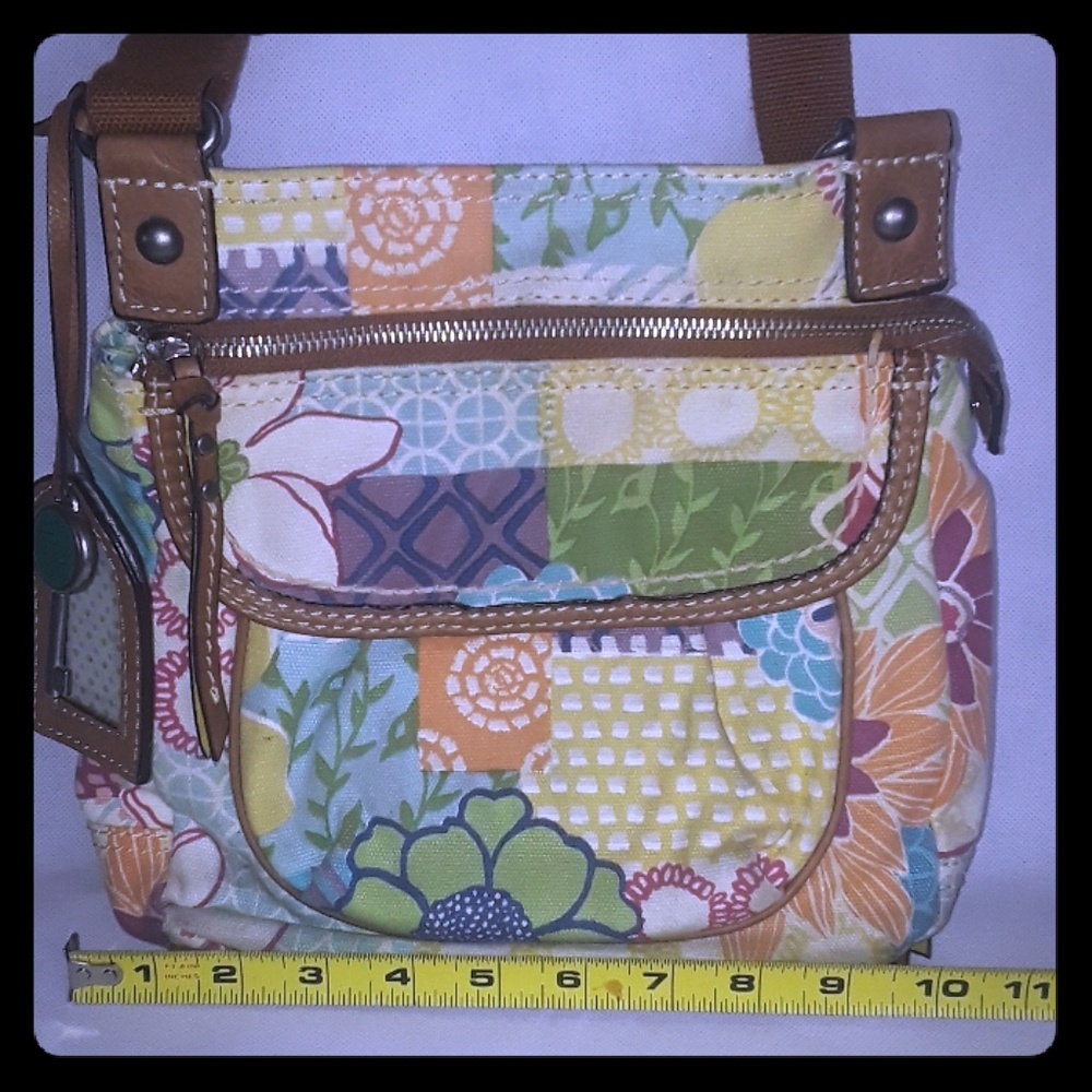 FOSSIL Original Brand Crossbody Purse